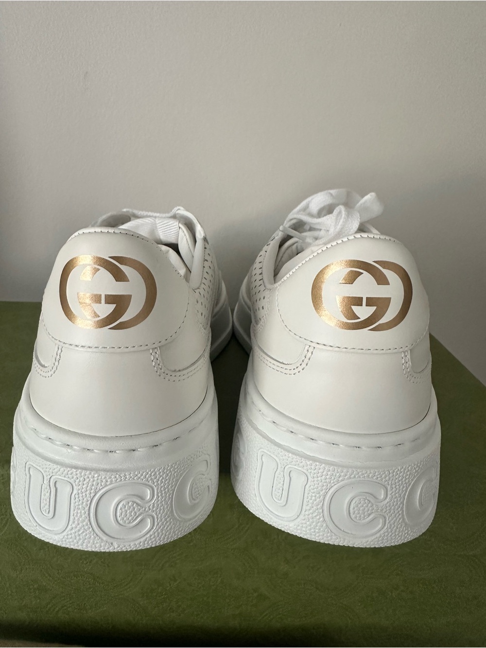 Gucci White GG Low Top Platform Sneakers 40.5 - Picture 5 of 7